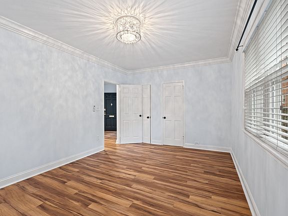 4th image of 1246 Martha Custis Dr