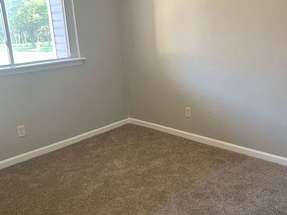 5th image of 8426 Tidewater Dr Unit 1