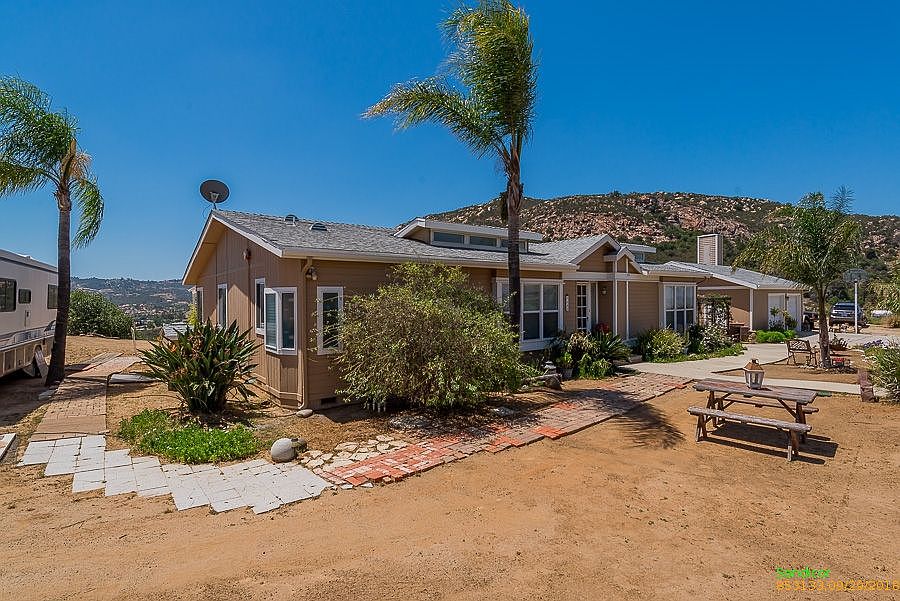 9689 Chocolate Summit Dr, El Cajon, CA 92021 Zillow