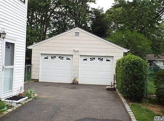 3rd image of 76 Cotter St