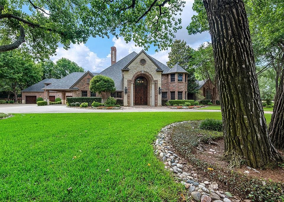 1st image of 148 Cottonwood Dr