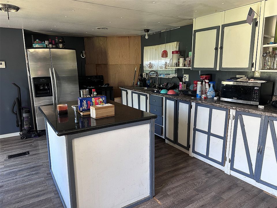 1st image of 114 Canyon Valley Ln