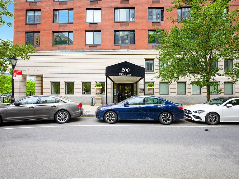 200 Rector Pl #7F — Photo 15