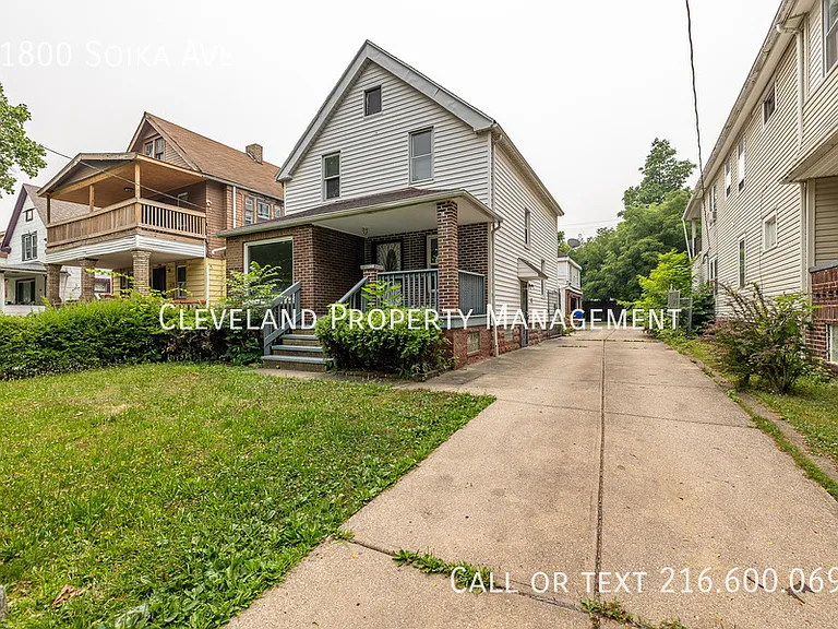 11800 Soika Ave — Photo 1