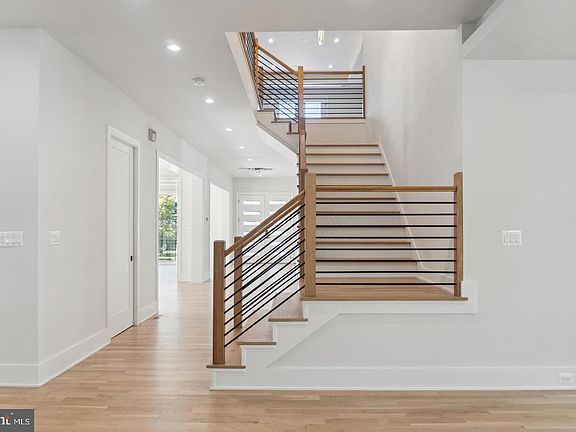 5th image of 7610 Lisle Ave