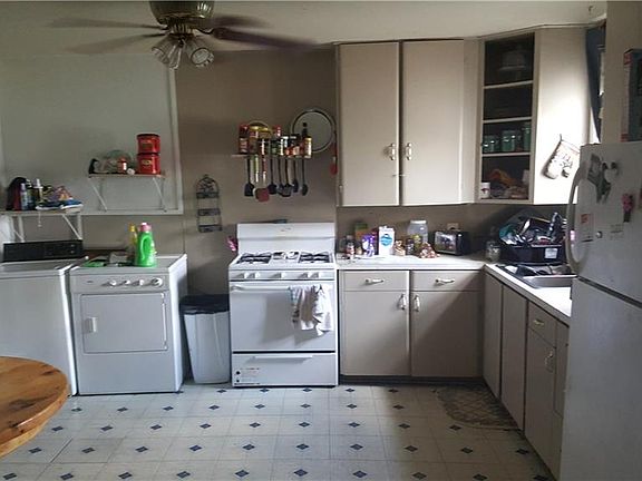 5th image of 2133 Jameson St