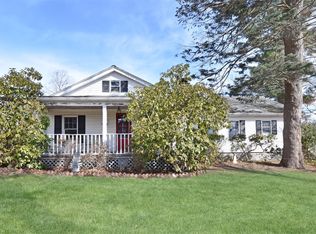 8 Circle Dr, Carmel, NY 10512