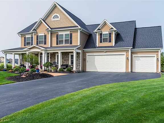 2nd image of 36 Richfield Dr