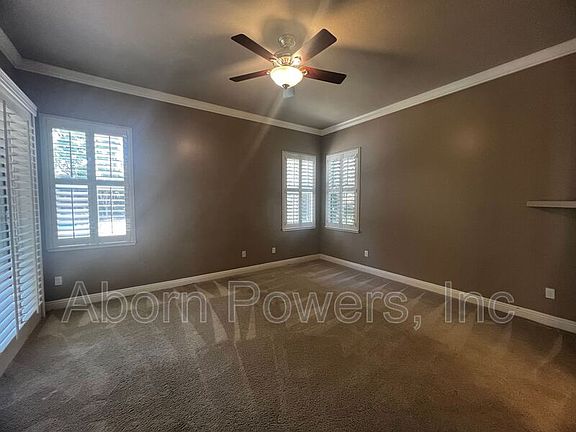 5th image of 3629 Walker Park Dr
