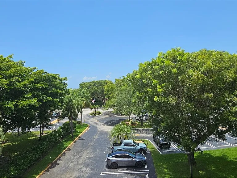 13100 SW 92nd Ave #Penthouse A-13 — Photo 19