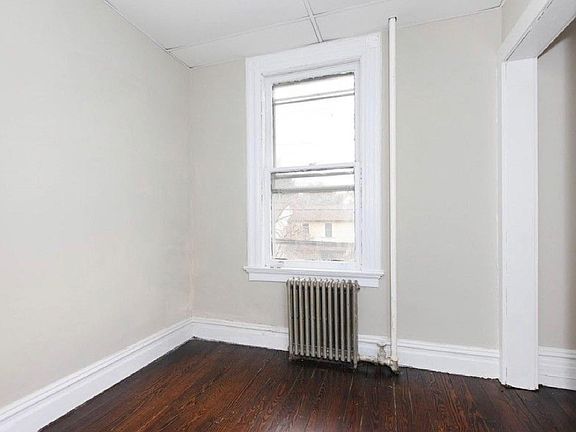3rd image of 369 Littleton Ave Floor 3