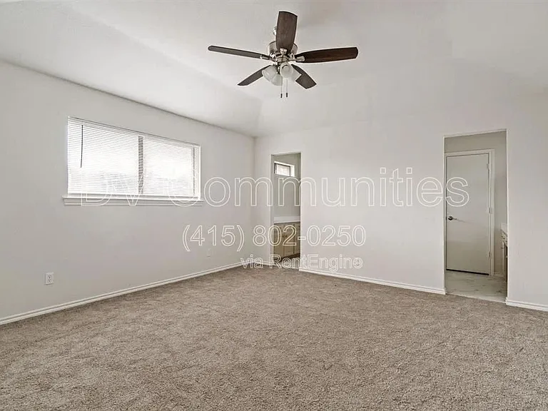 1614 N Valley Pkwy — Photo 5