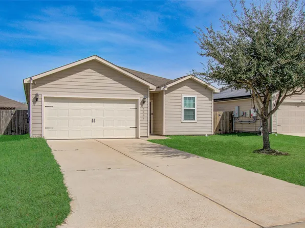 5004 Sycamore Ln, Brookshire, TX 77423