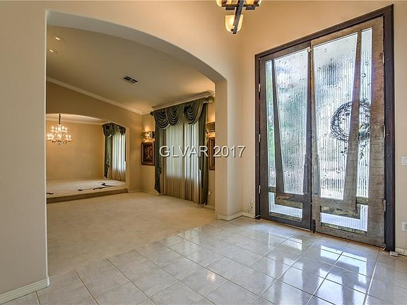 2nd image of 3223 Crystal Palm Ct