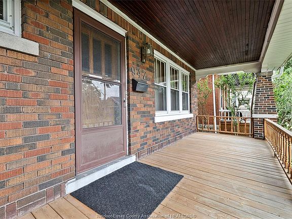 4th image of 947 Bruce Ave