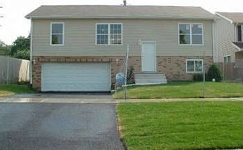 1st image of 1208 E Maywood Ave