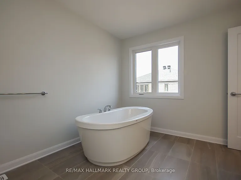 613 Idyllic Ter — Photo 20