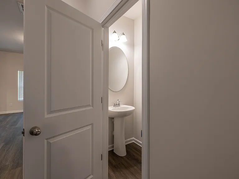 142 S Bell Ave #1 — Photo 6