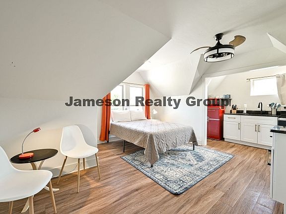 4th image of 1509 N Everest Ave #1