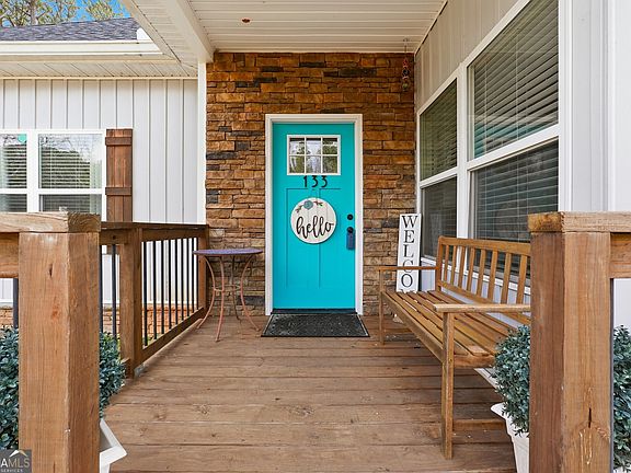 4th image of 133 Pebblebrook Way