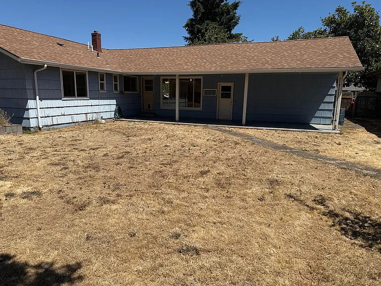1670 Escalante St — Photo 19