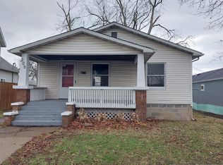 209 N Cherry St, Centralia, IL 62801