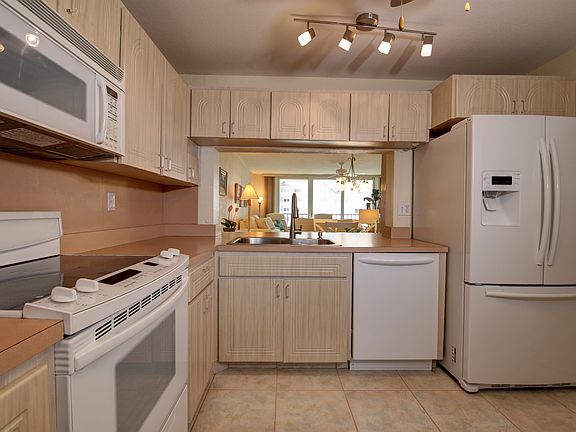 5th image of 1591 Gulf Blvd APT 504