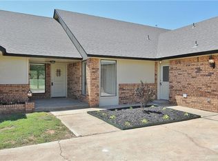 401 S Owen Dr, Mustang, OK 73064