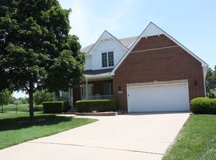 104 N Dogwood Ct, Andover, KS 67002