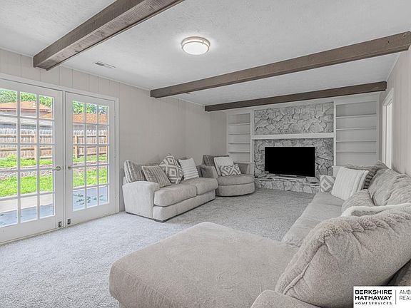 5th image of 3406 Lynnwood Dr