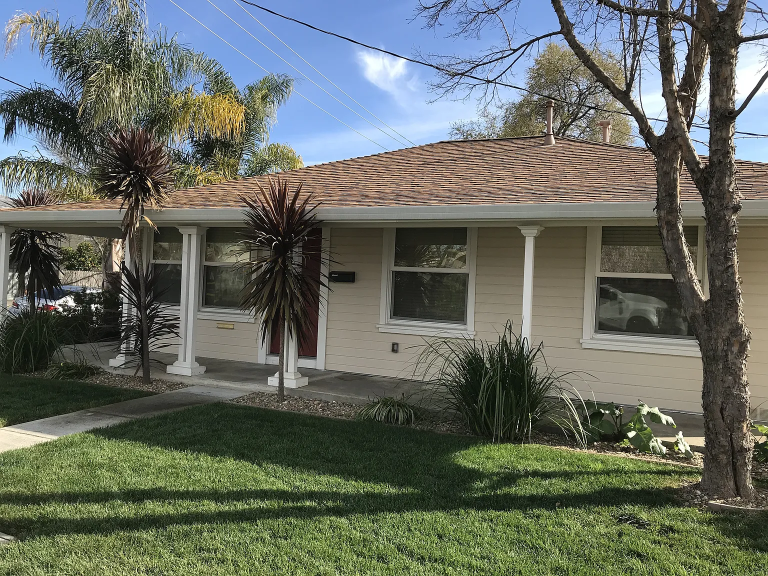 3 bed, 1200 sqft, $2,900 — Photo 2