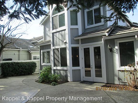 2nd image of 433 Oak Valley Dr