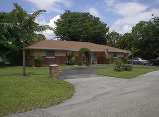 1123 Melinda Ln, Haverhill, FL 33417