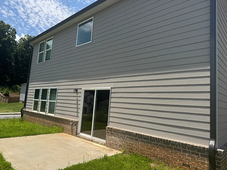 14 Warwick Ct — Photo 2