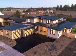 3199 NW Strickland Way, Bend, OR 97703