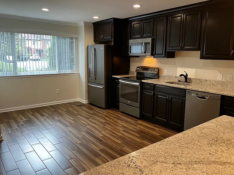 30 Lacosta Ct — Photo 11