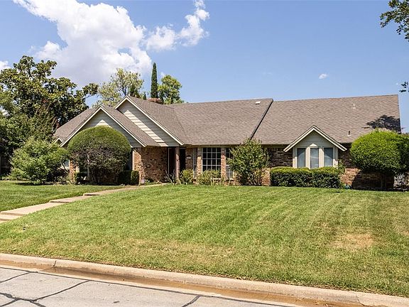 2nd image of 3801 Wedgewood Ct