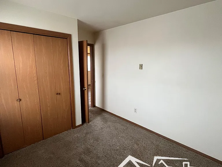 1388 Maricopa Dr #C — Photo 9