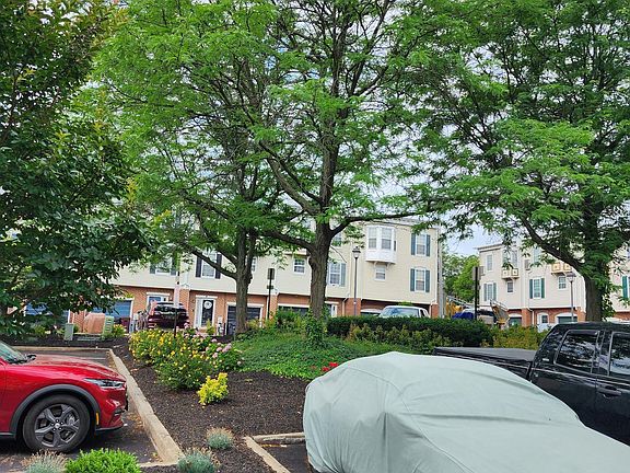 5th image of 45 E McCaulley Ct