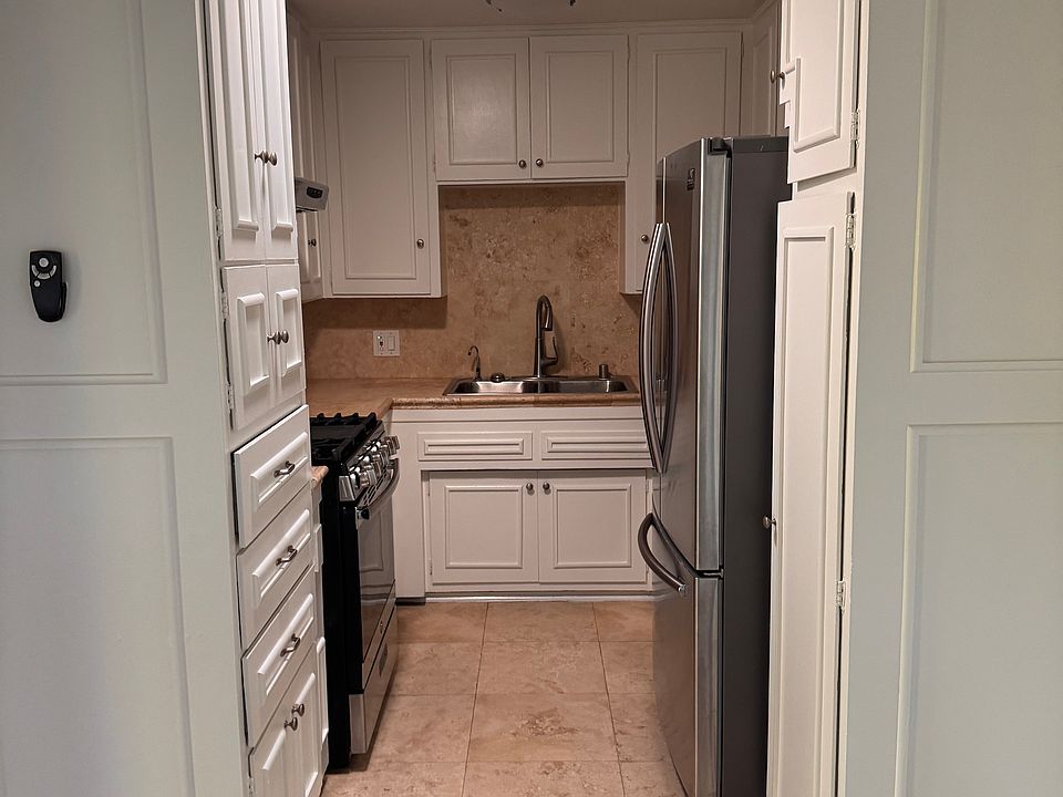 1st image of 1341 5th St #11