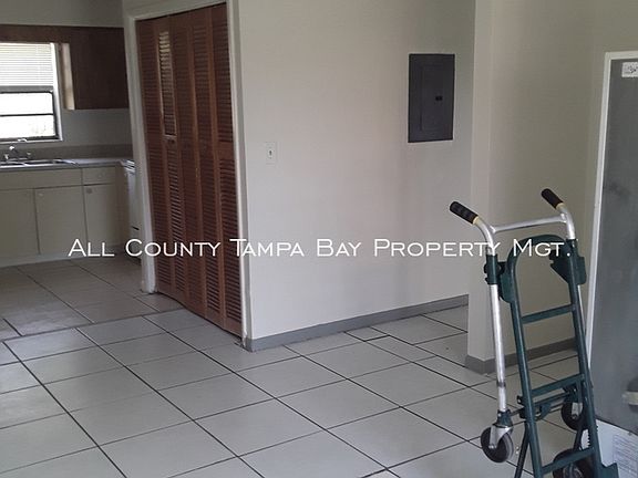 3rd image of 812 E 114th Ave APT A