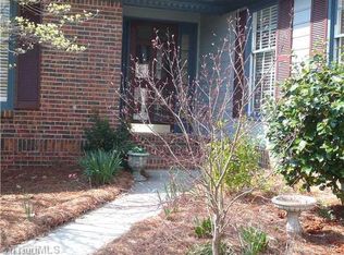 2343 Brandt Vlg, Greensboro, NC 27455