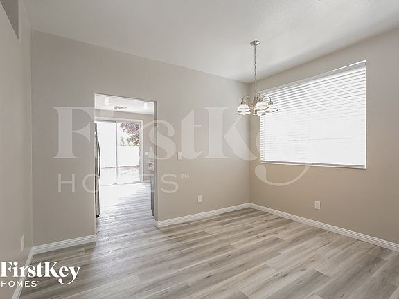 5th image of 8717 W Rochelle Ave