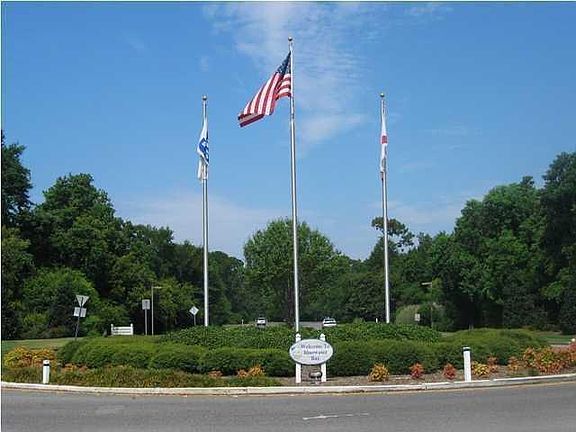 5th image of 607 Birkdale Cir