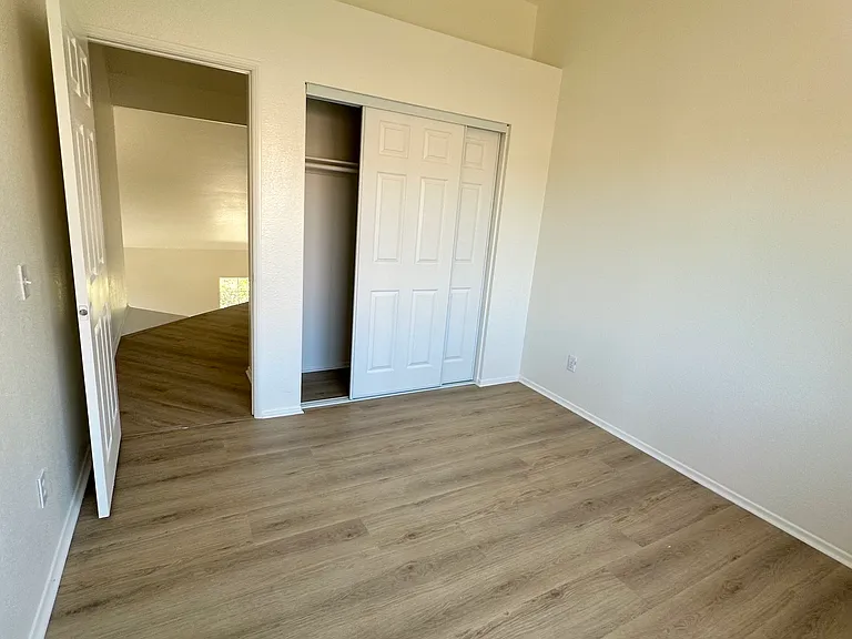 5056 Trojan Ct — Photo 12