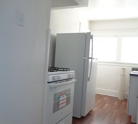 2nd image of 2718 E 1st St