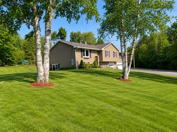 5 Michael Drive, Baileyville, ME 04694