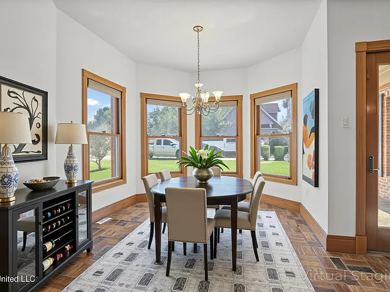 15301 Parker Rd — Photo 10
