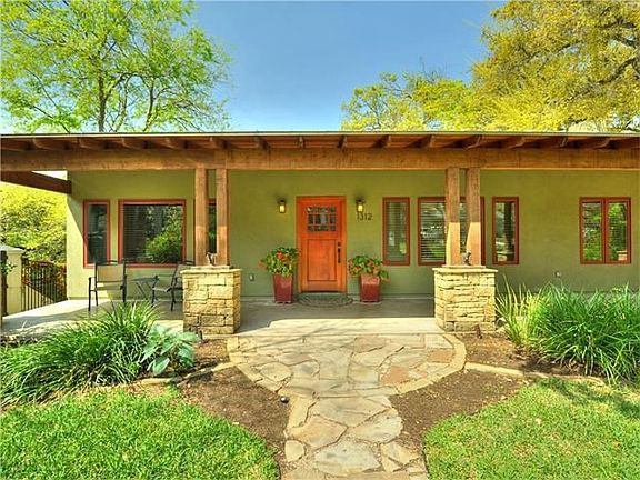 3rd image of 1312 Alta Vista Ave