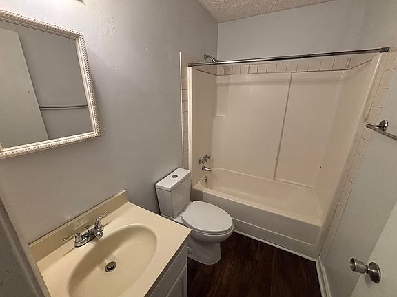 4th image of 3365 Hartston Dr